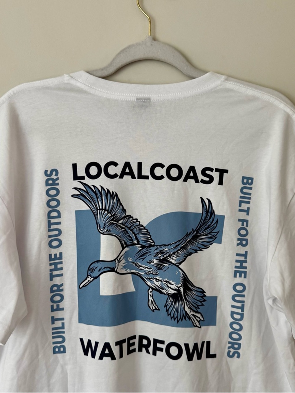 NWOT Local Coast Built for the Outdoors White & Blue Waterfowl Duck T-Shirt – L
